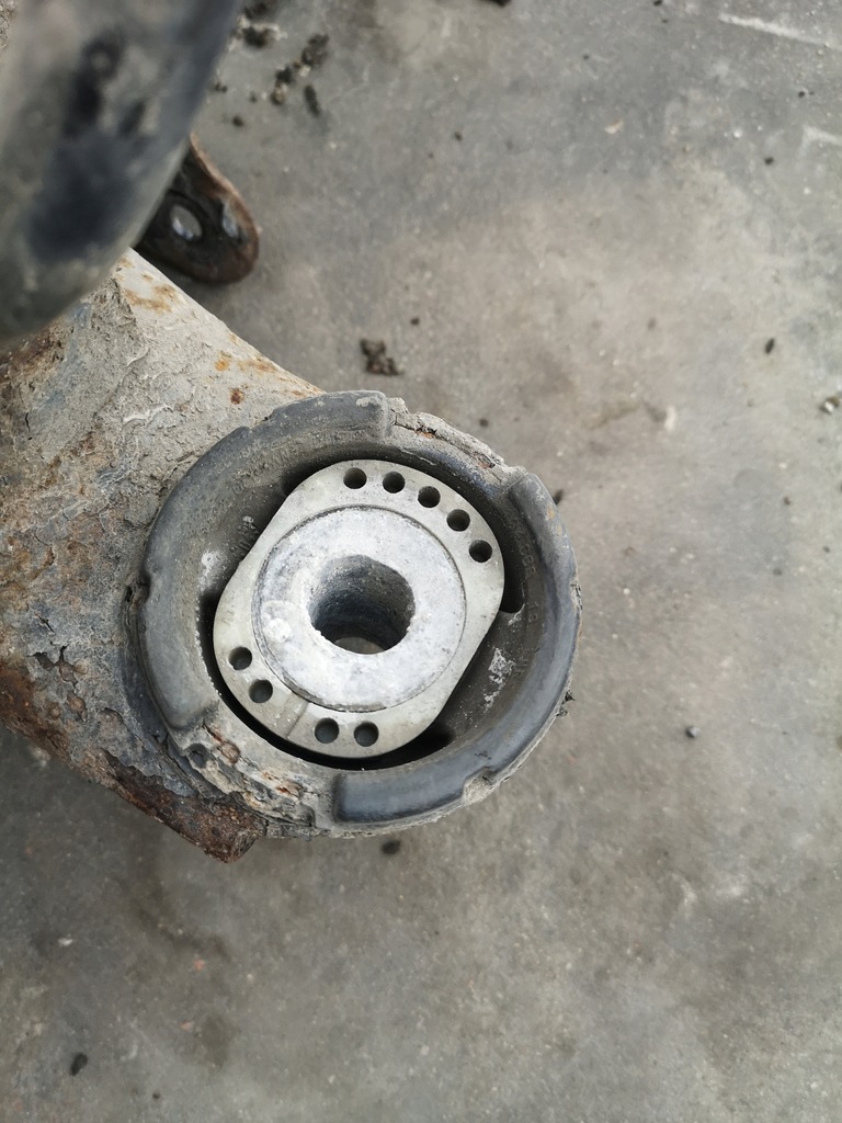 фото №9, Підрамник підрамник балка задня audi a6 c6 bez quattro