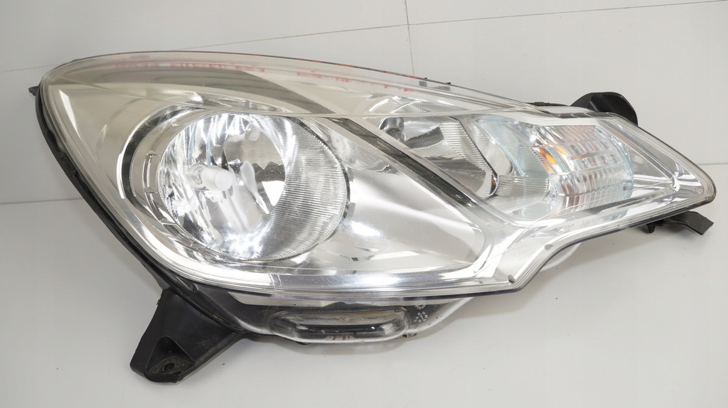 фото №1, Лампа правый перед передняя citroen ds3 09-12r