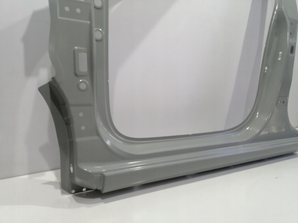 фото №6, Hyundai i20 ii лівий поріг блок двигуна обшивка