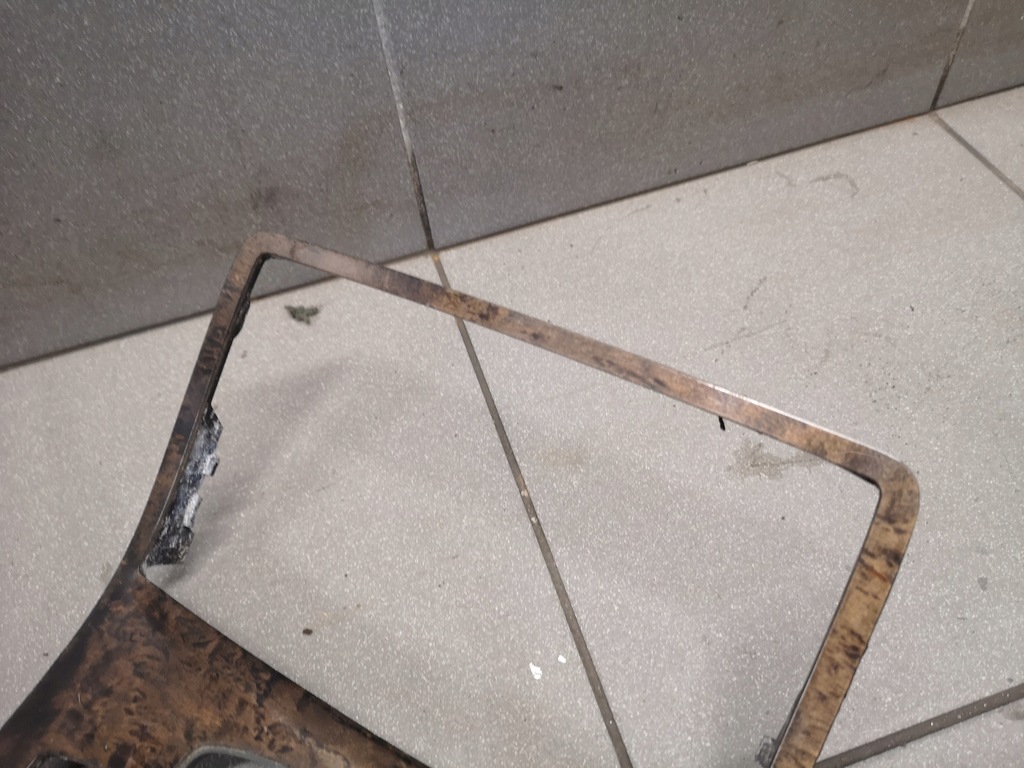 фото №16, Рамка dekor drewno туннель audi a8 d3 4e0863916