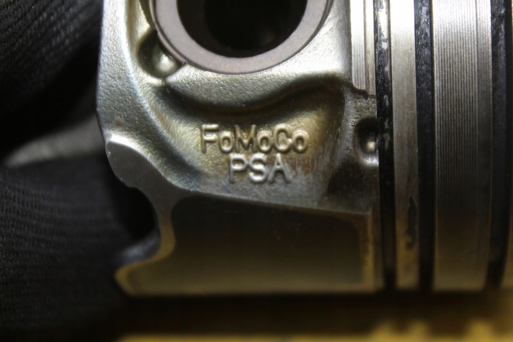 фото №10, Поршень шатун psa 10fdbz peugeot 207 1.4ehdi