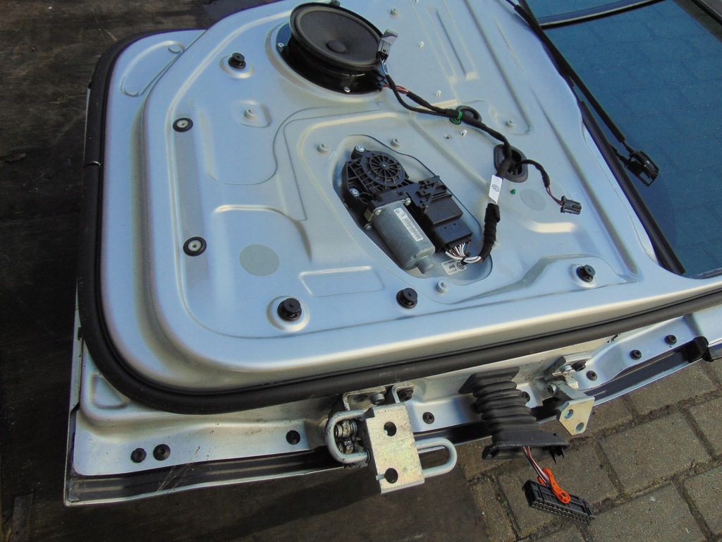 фото №12, Двері ліва задня задні vw golf 5 v + plus 2010r- la7w europa