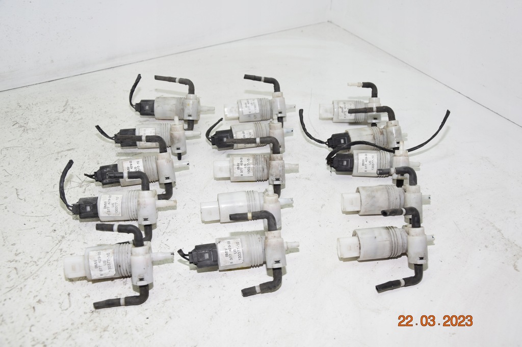 фото №4, Помпа распылителя mini cooper s r53 r50 8377429