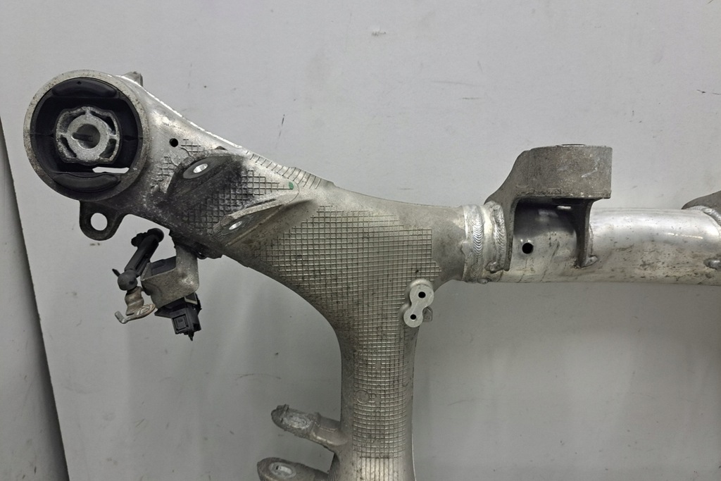 фото №11, Подрамник задние bmw 6 gran turismo g32 6866423 2018