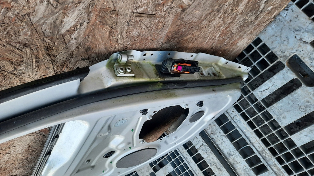 фото №12, Рама рамка двері лівий задня volkswagen golf v 07r