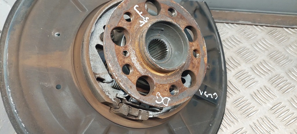 фото №6, Mercedes cls c218 a2125460643 задняя подшипник i ступица