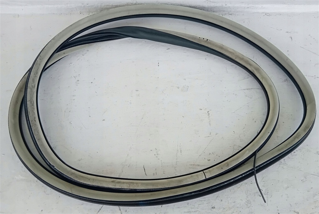 фото №9, Прокладка дверь левый перед citroen c5 iii x7 08-17