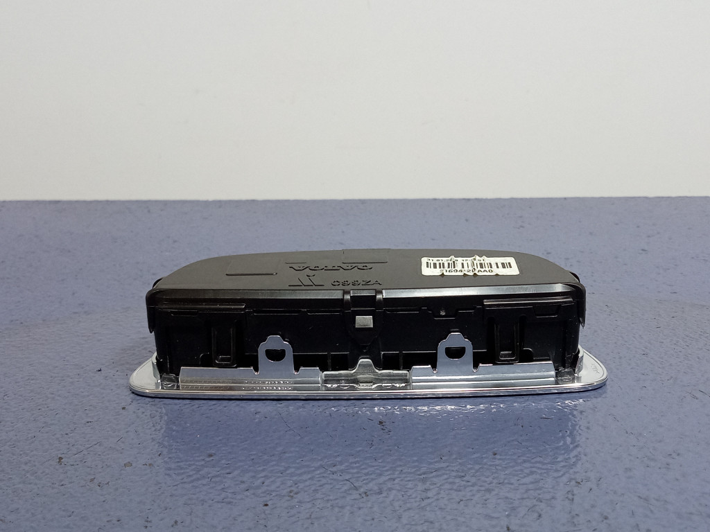 фото №3, Volvo xc60 ii лампа освітлення салону 31694120