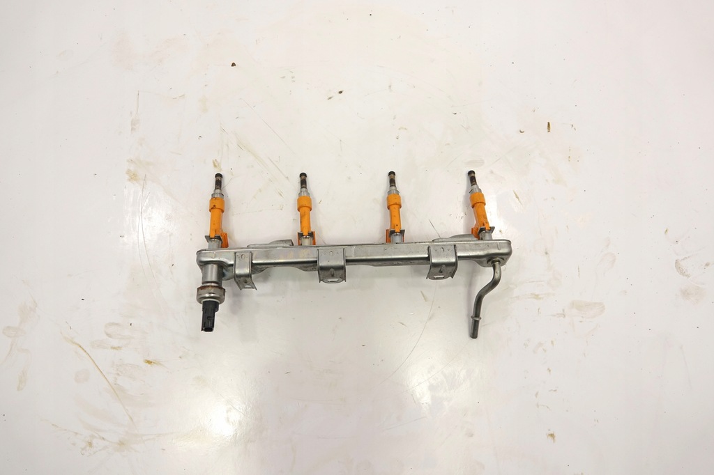 фото №1, Молдинг упорскування lexus rx rc nx is iii 200t 2.0 8ar