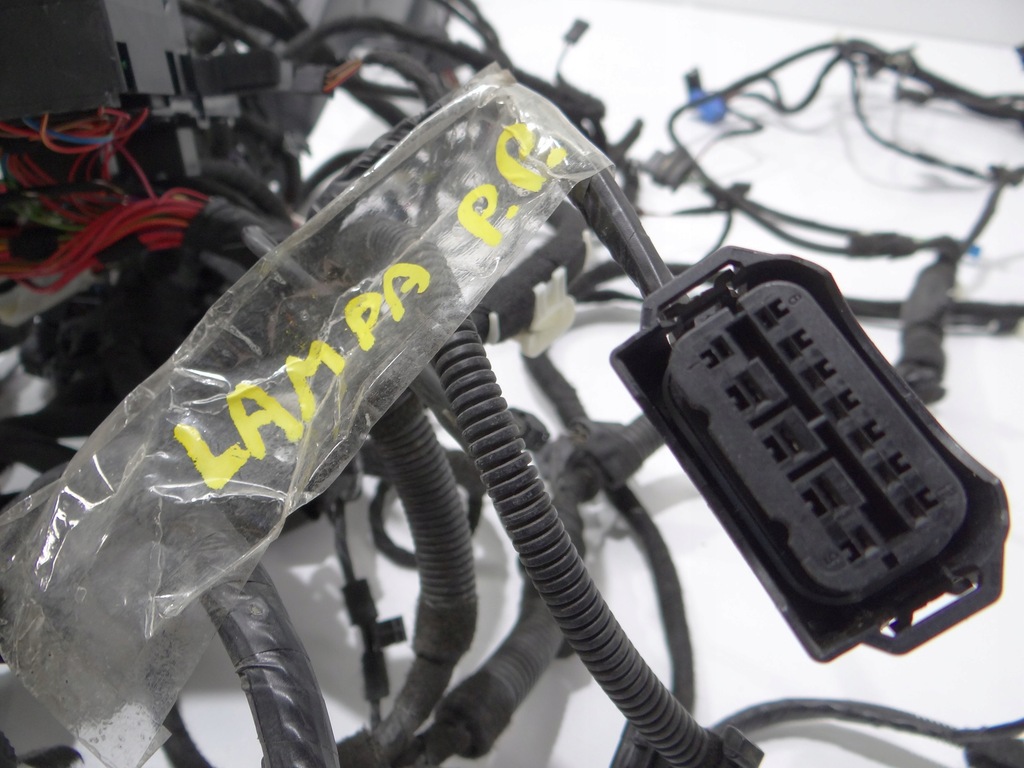 фото №12, Джгут електропроводка трубопровід лампа перед pdc задня салону bmw i3 i01