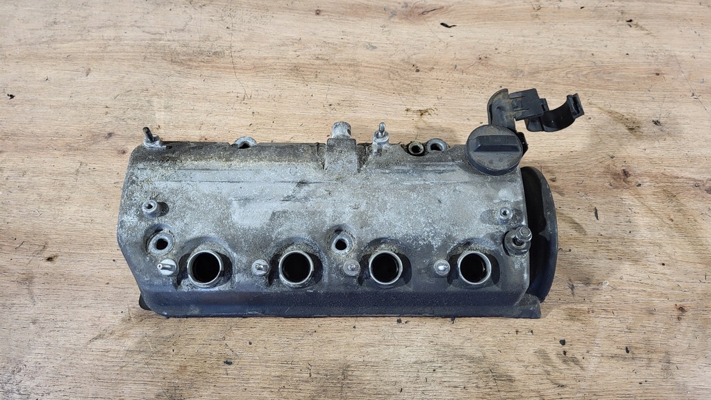 фото №5, Крышка клапанов honda civic vii 7 04- hb 5d lift 1,4 d14z6