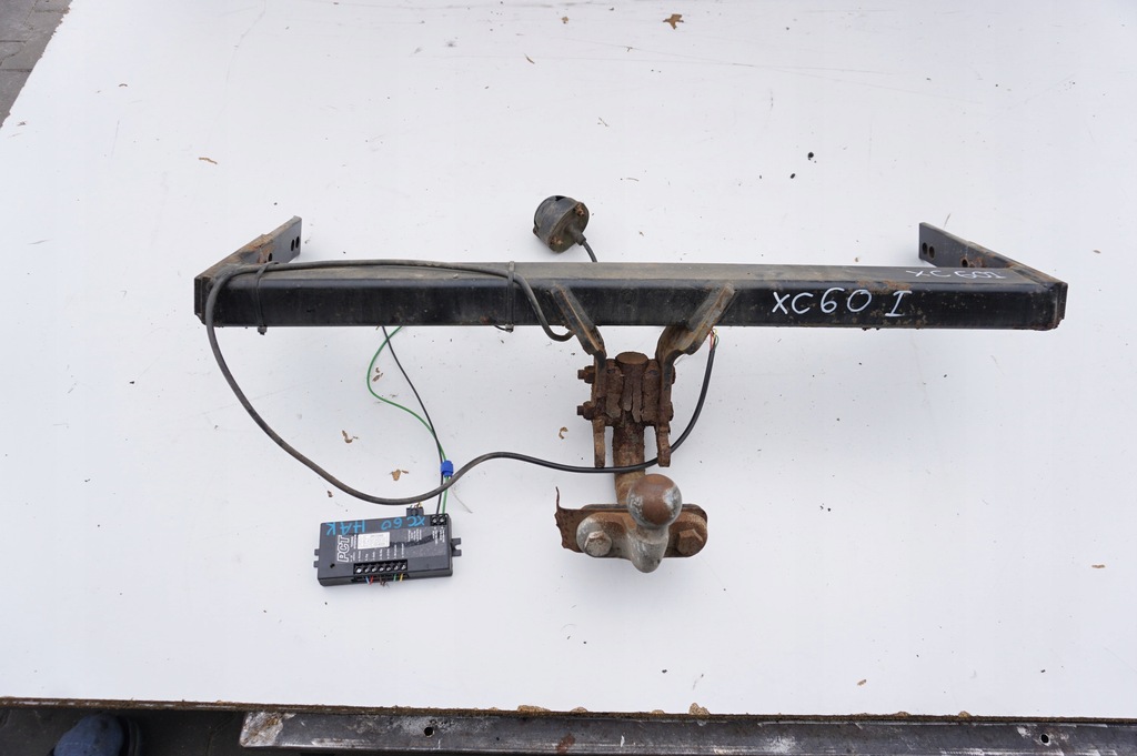 фото №1, Hak буксирувальний volvo xc60 i