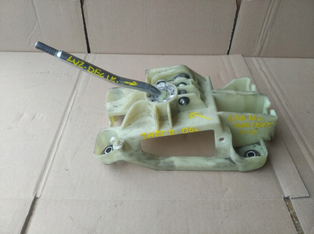 фото №1, Домкрат переключения передач honda jazz ii 1,3b 16v