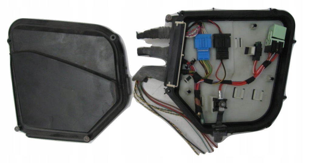 фото №1, Коробка запобіжників bmw 5 f10 оригінал