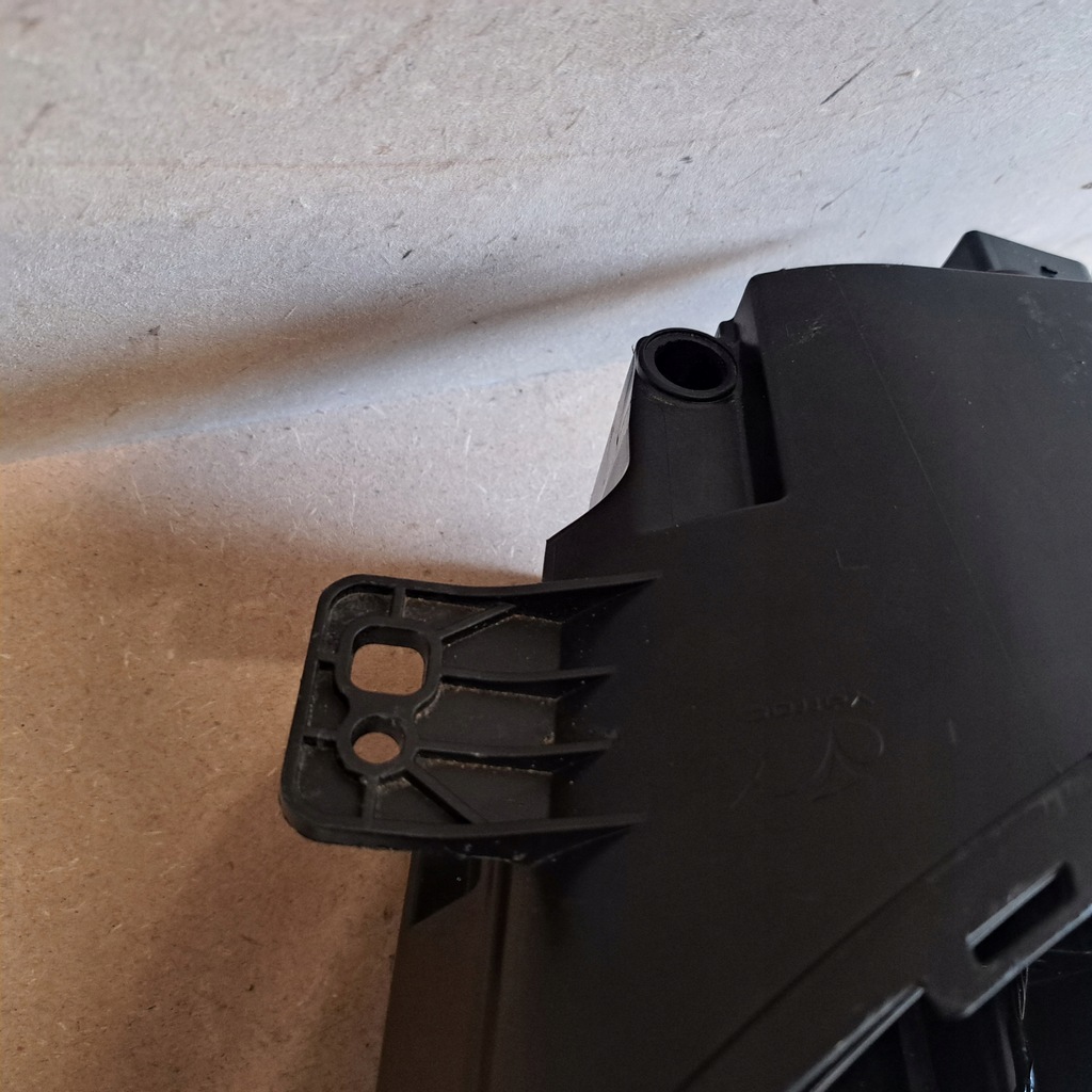 фото №3, Bentley bentayga przedlift full led корпус корпус фара левая