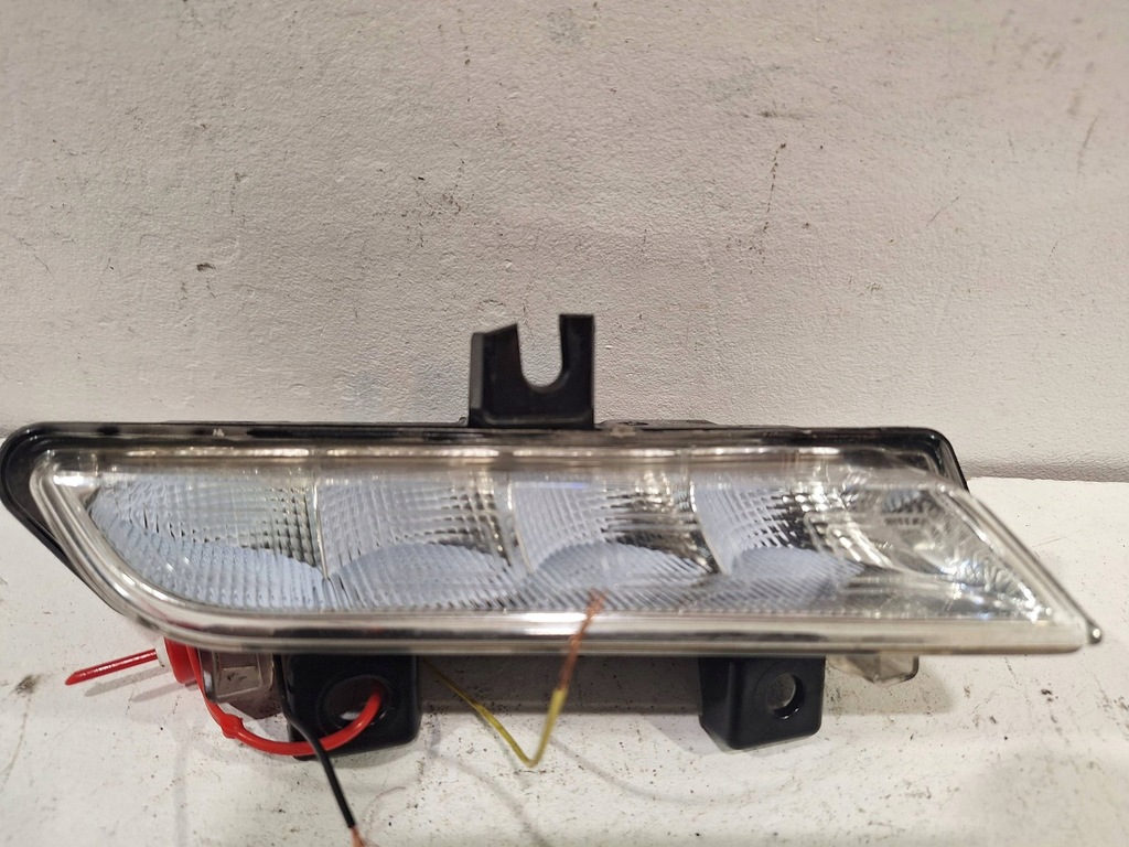 фото №1, Лампа перед правая led drl 266000411r renault clio iv 12-