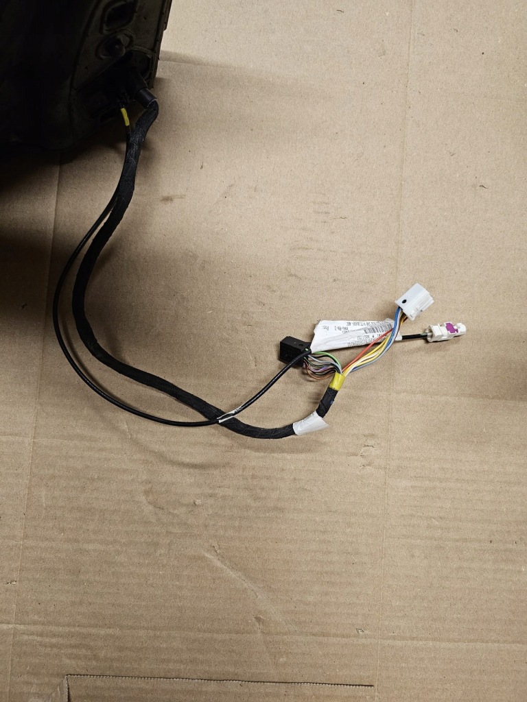 Зеркало правое mercedes gle 167 suv рестайлинг  8+8+2 в Украине