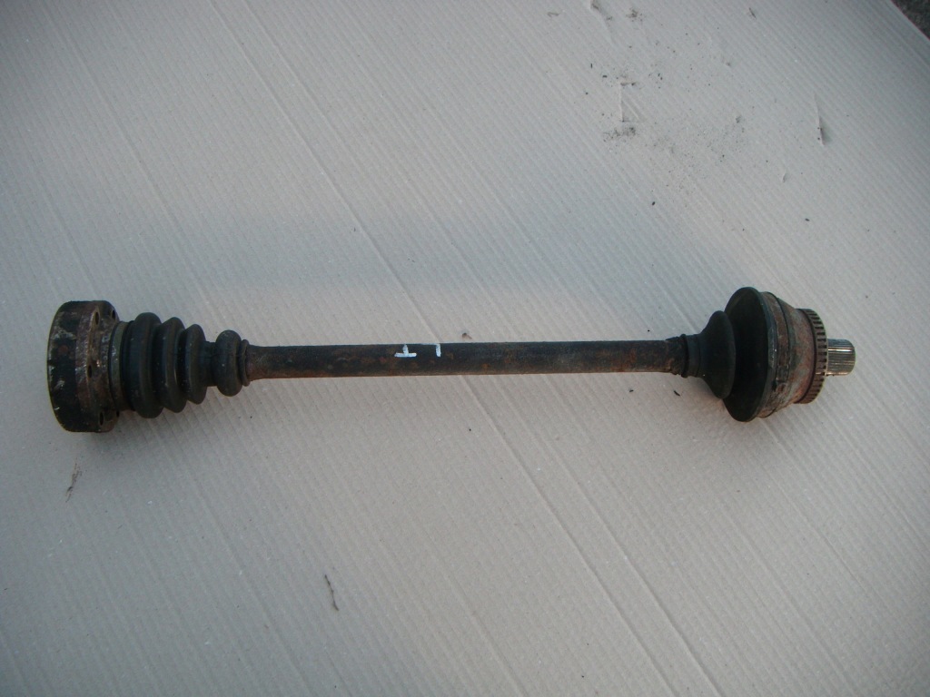 фото №2, Audi a8 d2 4.2 приводной вал левый задняя