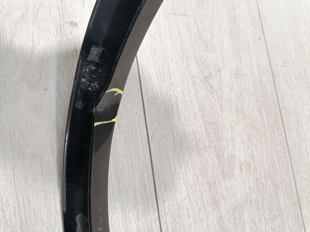 фото №10, Defender молдинг крыло левый перед l8b2-16a075-bx