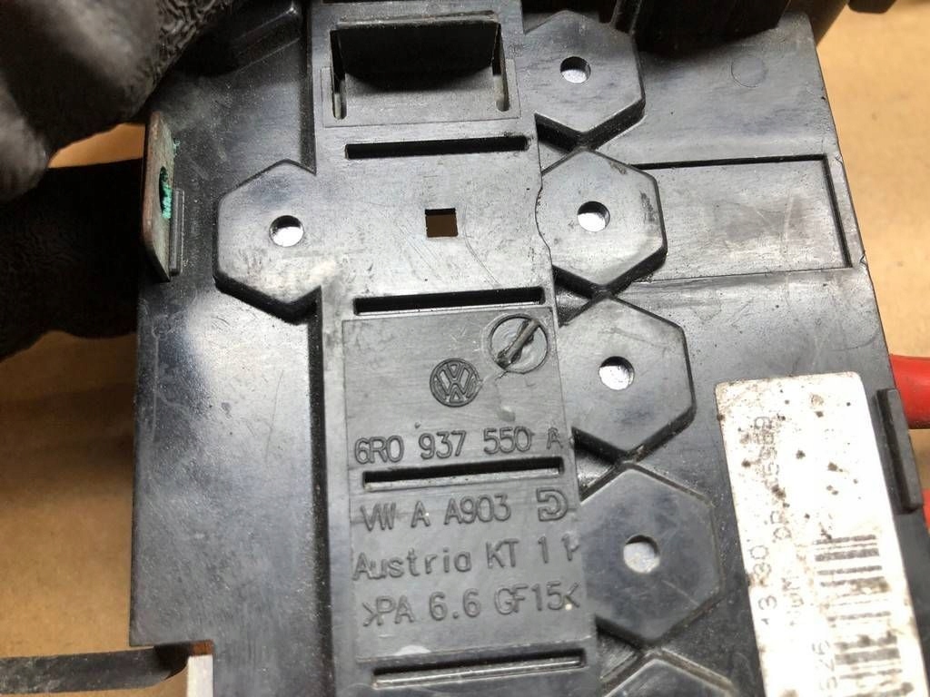 Vw up mii citigo коробка запобіжників 6r0937550a Київ