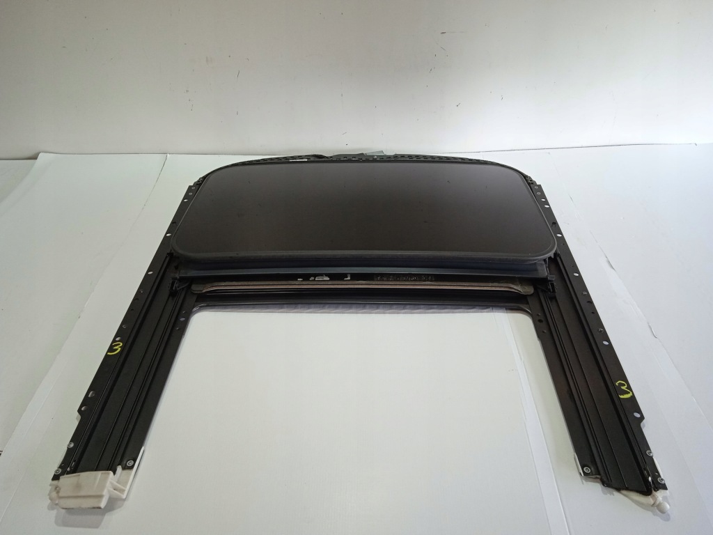 фото №1, Audi a4 b8 sedan люк скло панорама