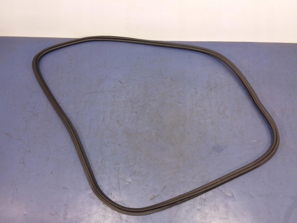 фото №1, Audi a8 d4 прокладка дверь перед 4h0831721b