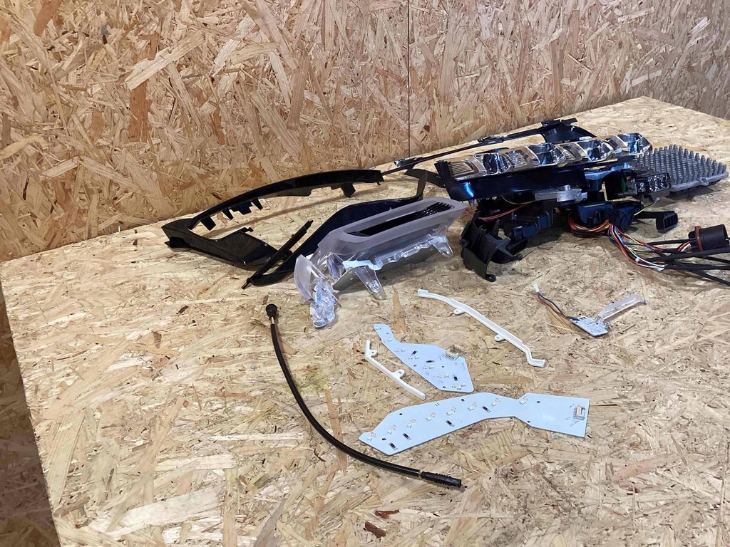 фото №2, Запчасти do фары land rover range rover sport l494 lr116091