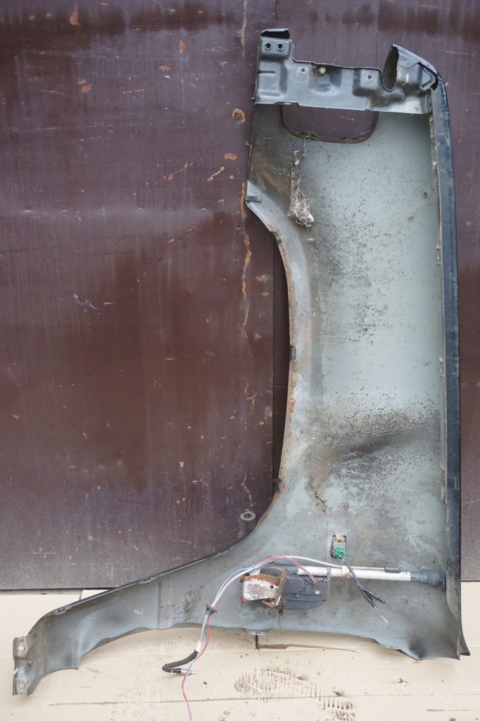 фото №11, Opel monterey крила правий перед передній 96r