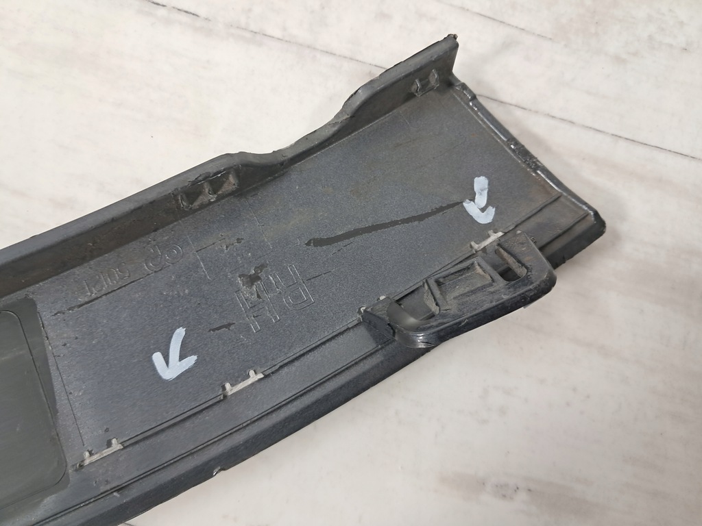 фото №7, Audi q4 e-tron молдинг бампера правый перед передняя 89a853026b