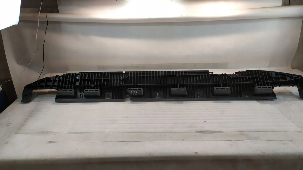 фото №9, Mercedes gls x166 кронштейн порог правый a1666900310