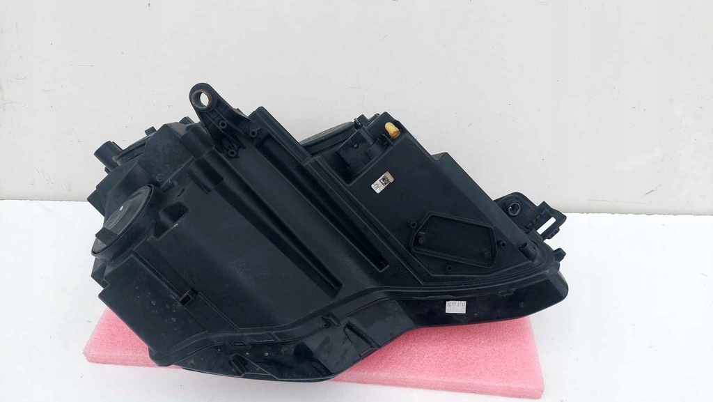 фото №12, Skoda оригинальный номер 57b941015a лампа