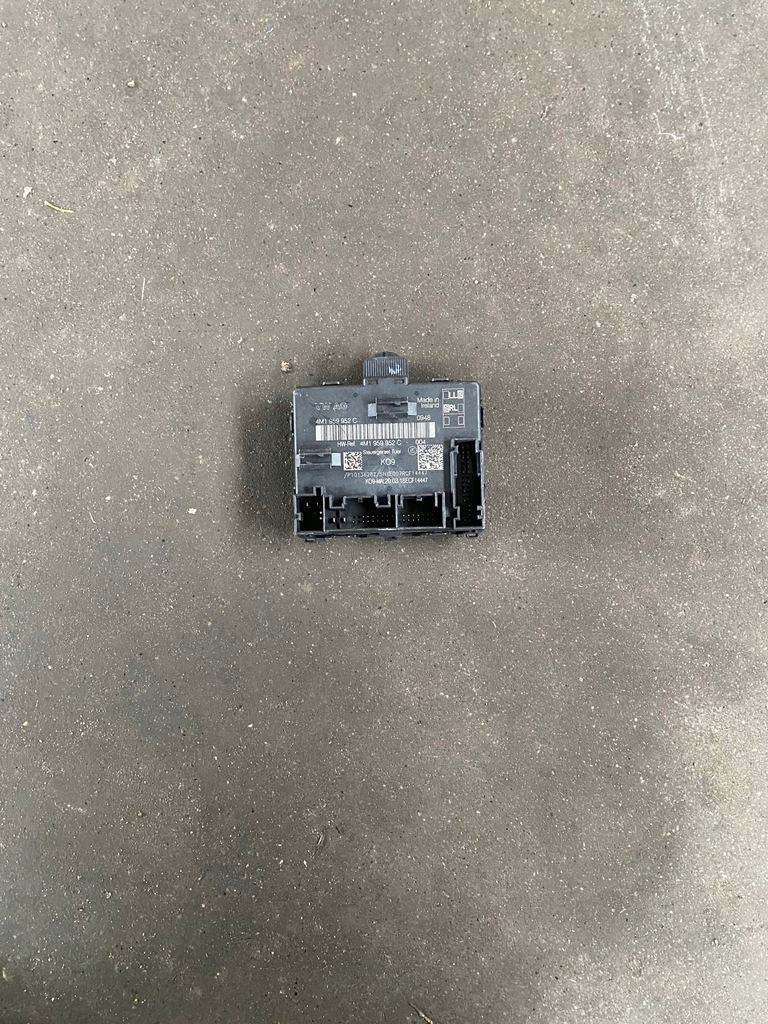 фото №1, Audi q7 4m модуль блок управления дверь 4m1959952c