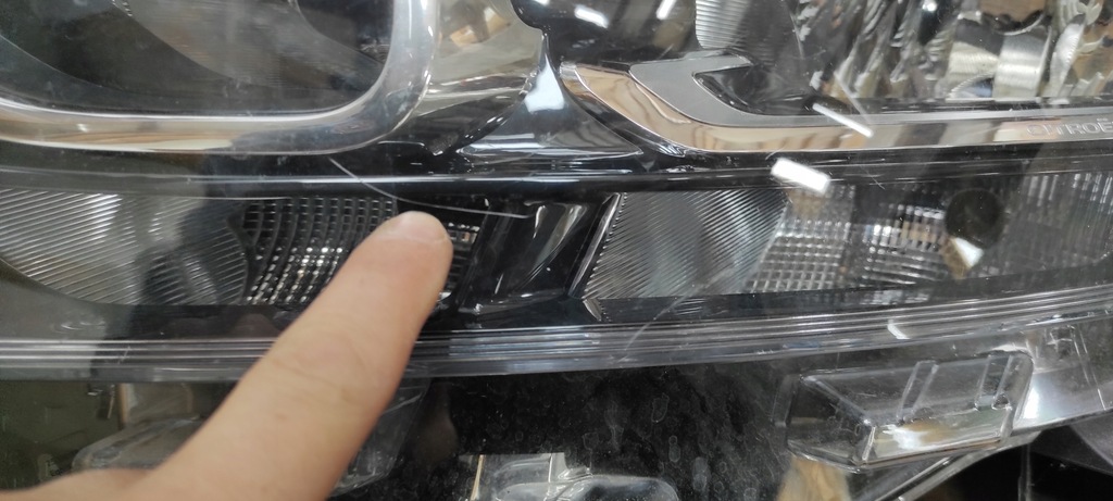 фото №7, Citroen berlingo iv лампа левая 9816824880 eu