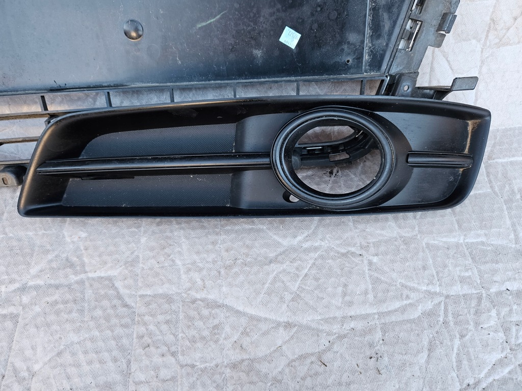 фото №1, Audi a3 8p решётка левая бампер перед