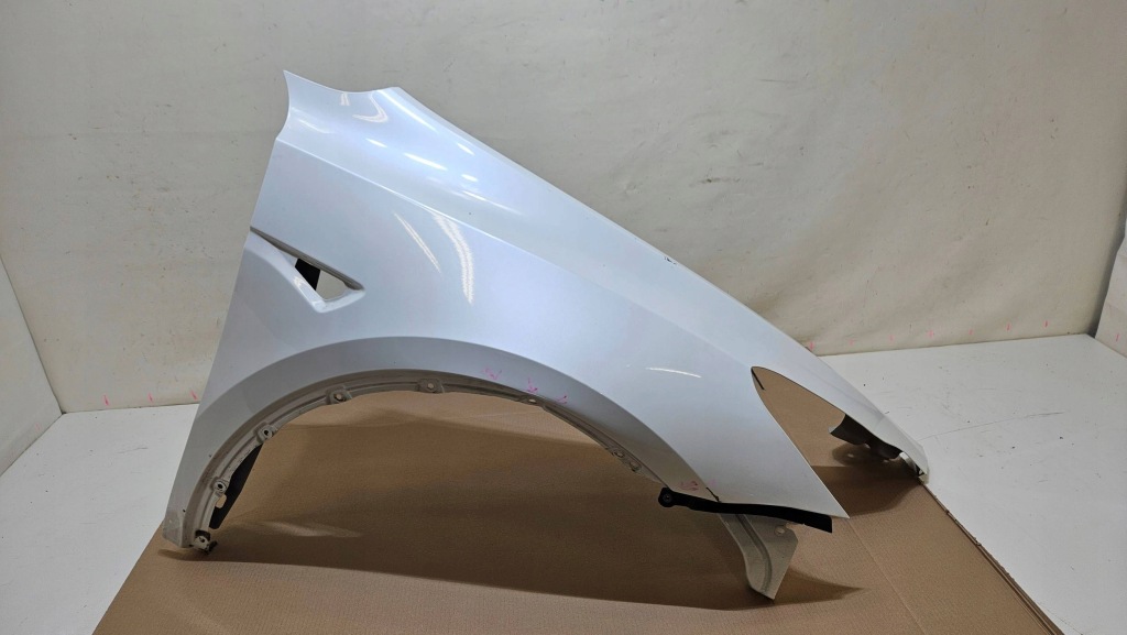 Купити Крило перед передній правий tesla model y оригінал