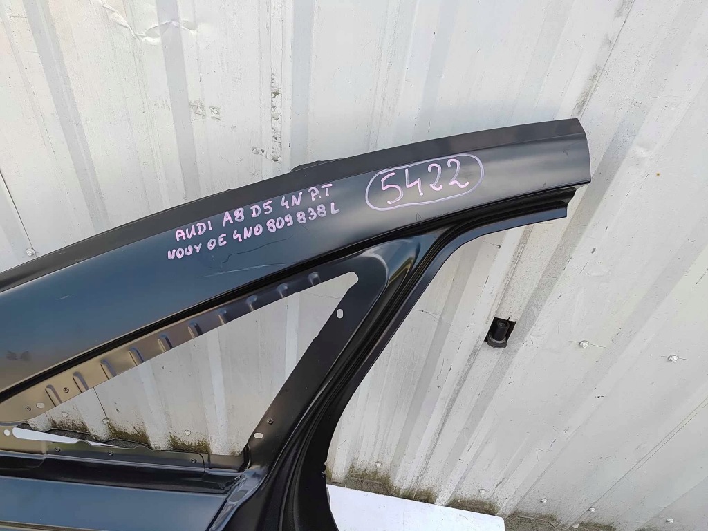Audi a8 d5 4n крыло  правый  задняя задний новый оригинал 5422 Цена