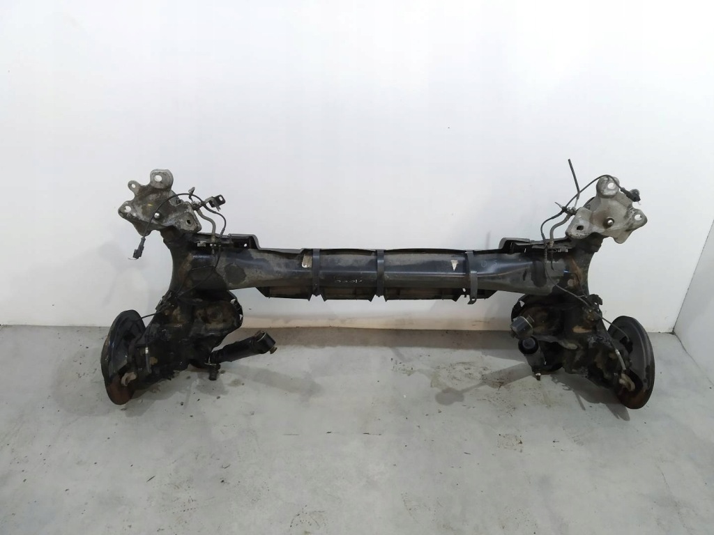 Купить Балка подвеска задний  renault talisman 1 2015-2019