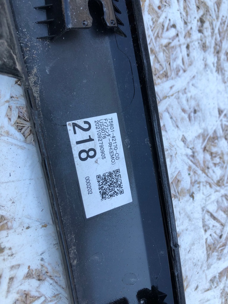 фото №9, Молдинг крила накладка правий перед toyota rav4