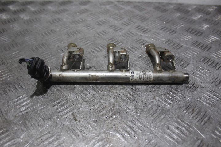 фото №3, Молдинг впрыскная ford transit courier 1.0