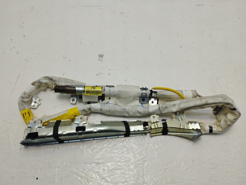 фото №1, Toyota verso шторка безопасности правая 62170-0f020a