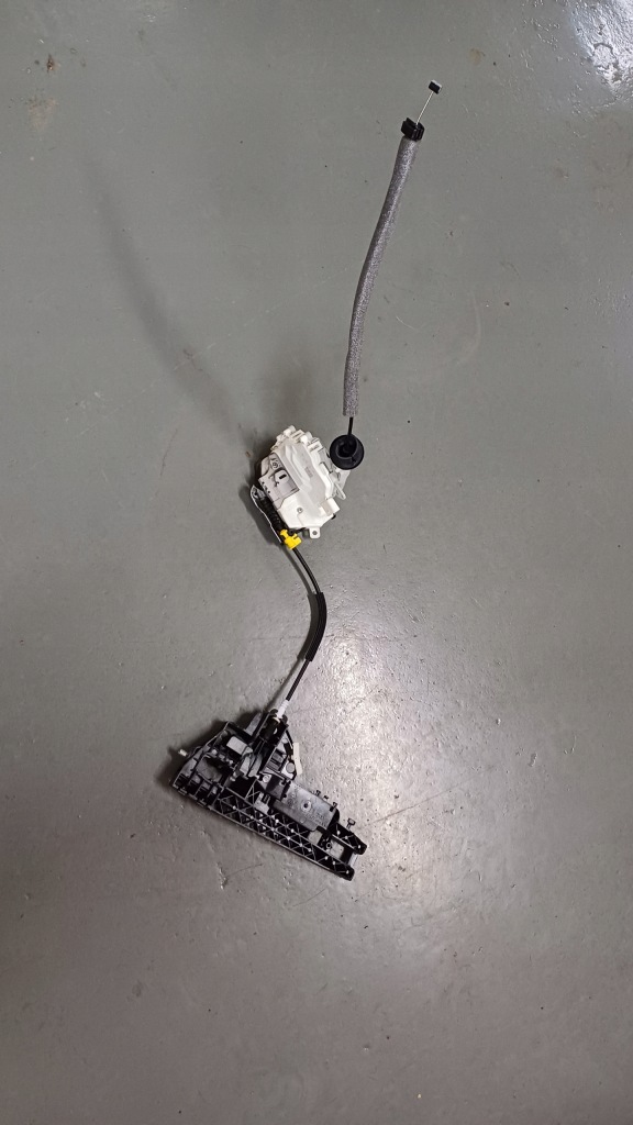 фото №1, Замок двері правий перед audi a6 c7 lift 8j1837016e