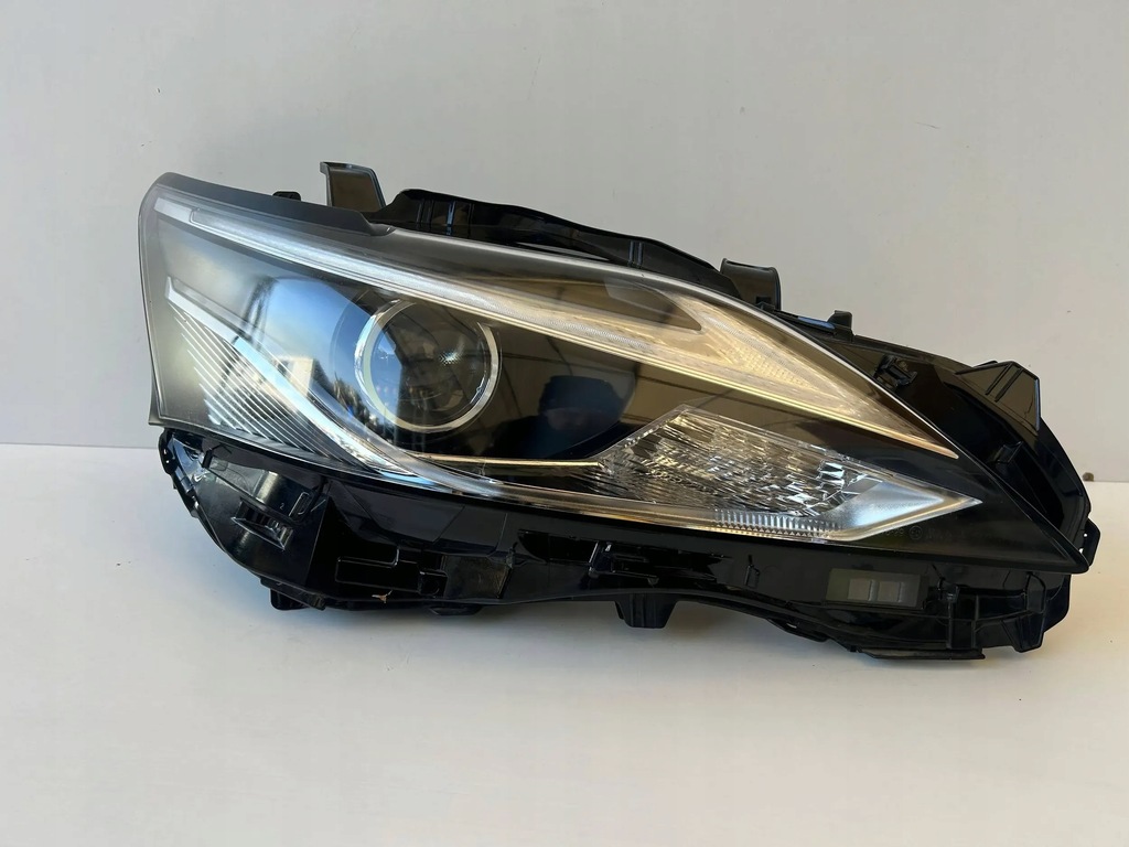 фото №1, Lexus ct lift лампа права full led koito 76-29 оригінал