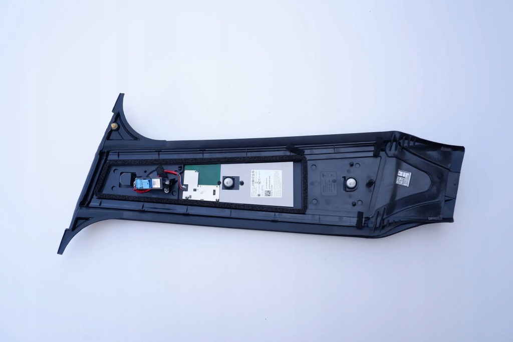 фото №7, Tesla y защита стойка b левая сторона 1516255-00-e