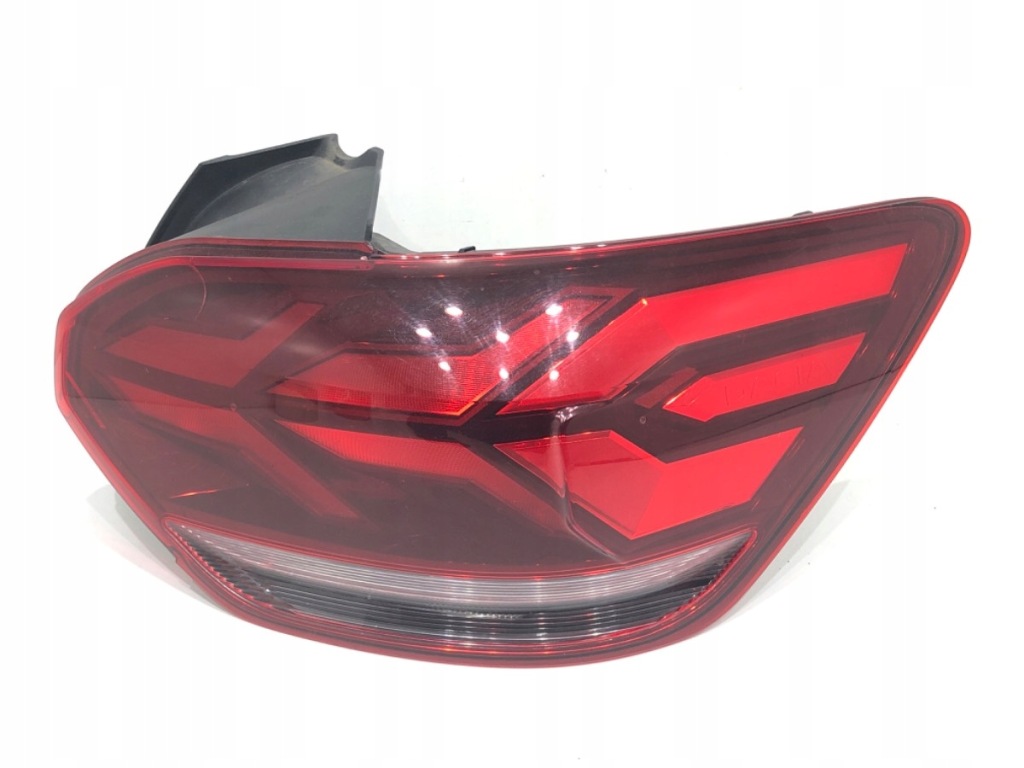 фото №1, Лампа правый задняя dacia sandero iii 265509530r хэтчбек