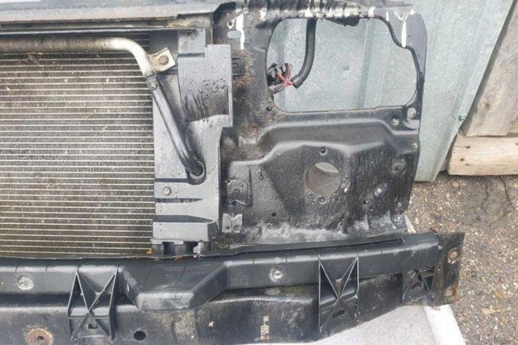 Купить Радиатор воды vw transporter iv flatbed 70xd 701121207b 2.5l бензиновый