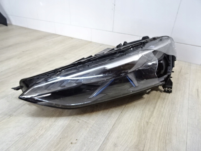 фото №1, Лампа левая laser audi e-tron gt rs 4j3941085 llu