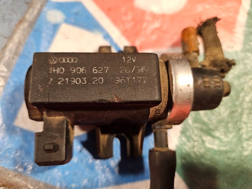 фото №5, Клапан вакууму vw audi 1h0906627 72190320