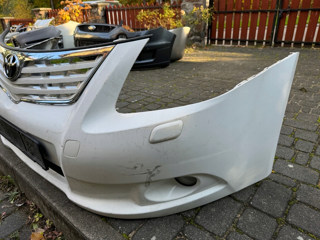 фото №6, Toyota avensis t27 09-12 бампер передній оригінал омивачі