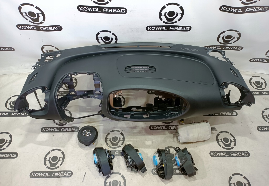 фото №1, Toyota aygo x приборная панель консоль подушка безопасности подушки безопасности ремни