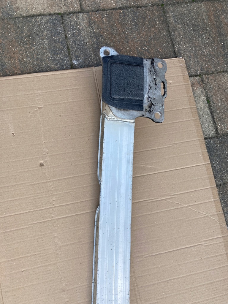 фото №9, Audi a6 c8 4k балка бампера задняя 4k0807309